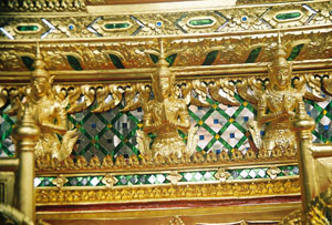 Chariot deities